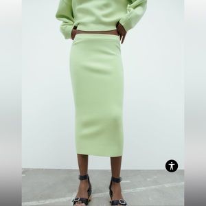 Zara STRAIGHT KNIT SKIRT